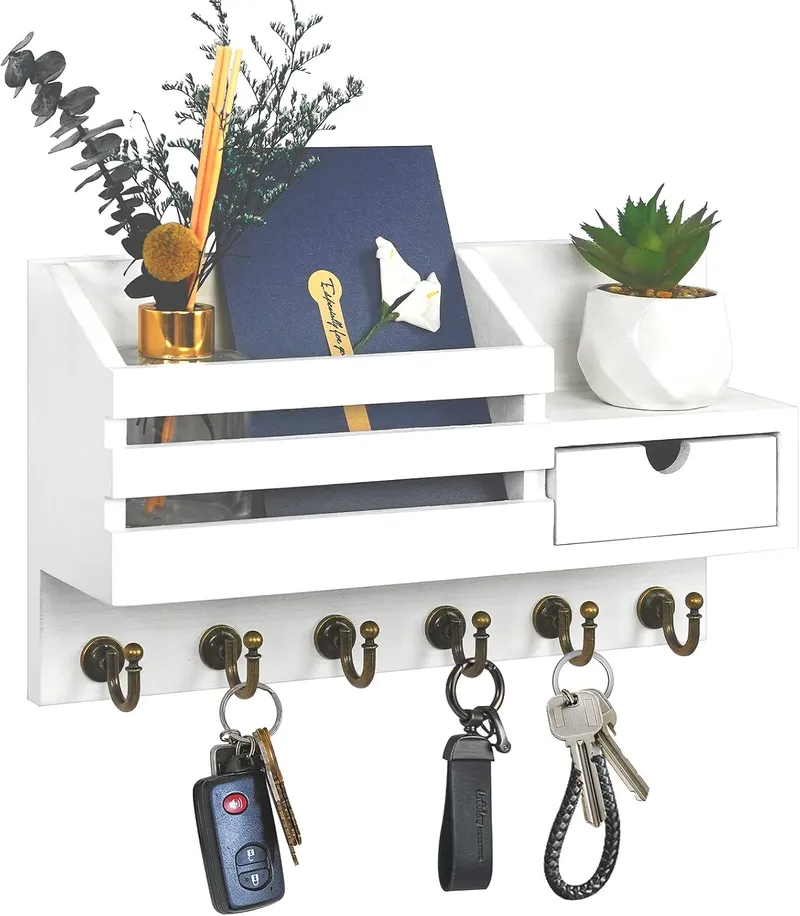 FifthQuarter Key and Mail Holder for Wall